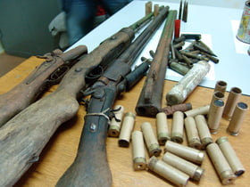 Oamenii legii au efectuat controale la detinatorii de arme 